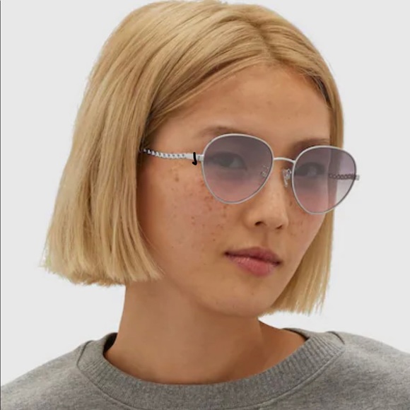 COACH Signature Chain Oval Sunglasses -Silver/Grey Pink Mirror ❤️FINAL PRICE!❤️ - Picture 4 of 7